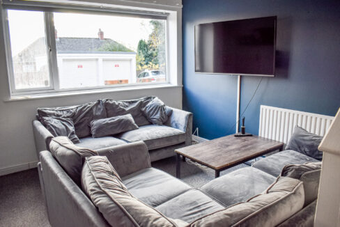 L room 2