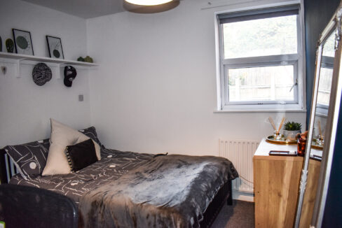 bed 3