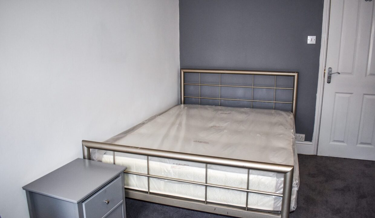 bed 4
