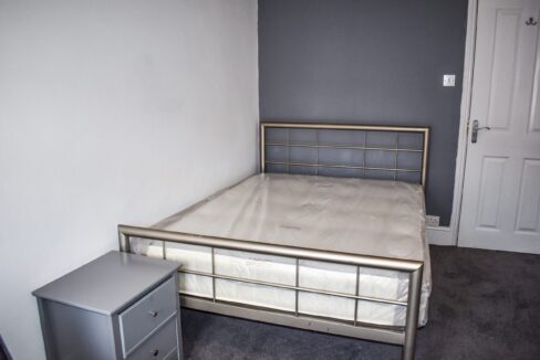 bed 4